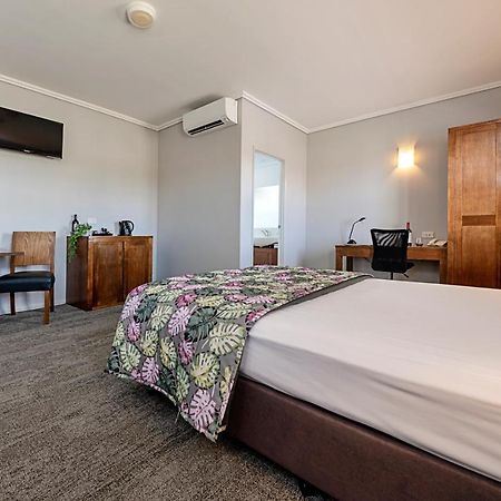 Coachmans Inn Уорик Экстерьер фото
