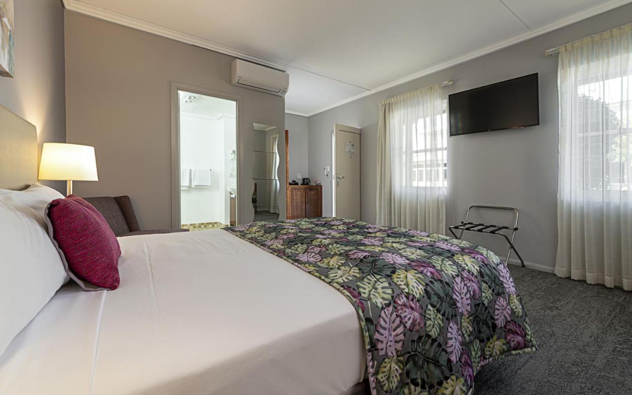 Coachmans Inn Уорик Экстерьер фото