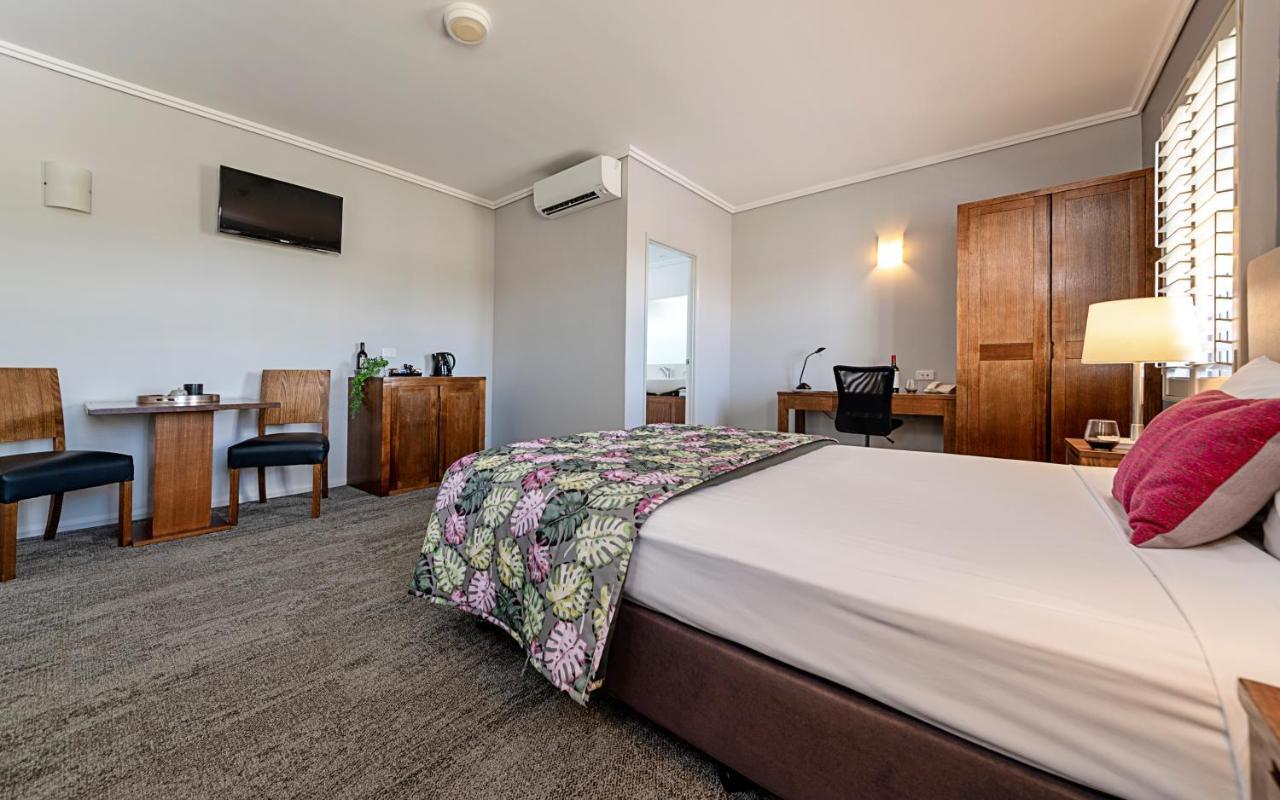 Coachmans Inn Уорик Экстерьер фото