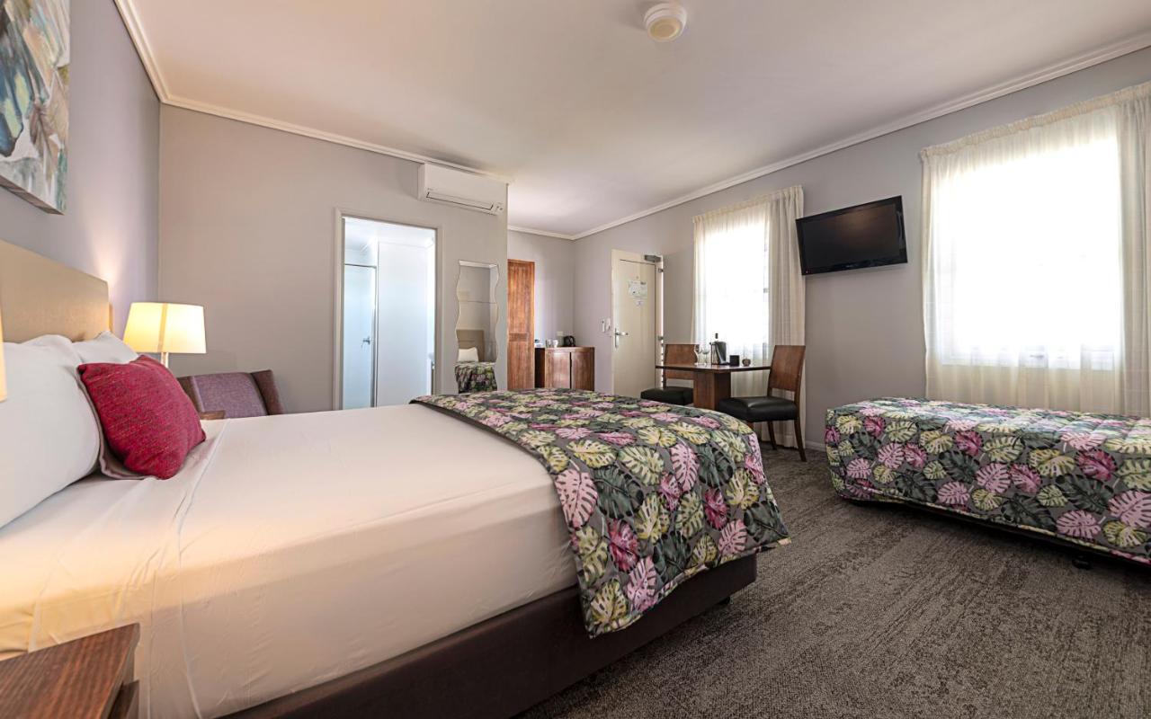 Coachmans Inn Уорик Экстерьер фото